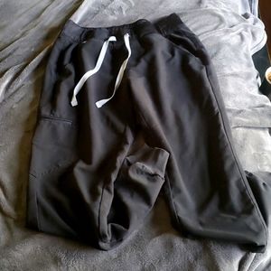 Black jogger scrubs